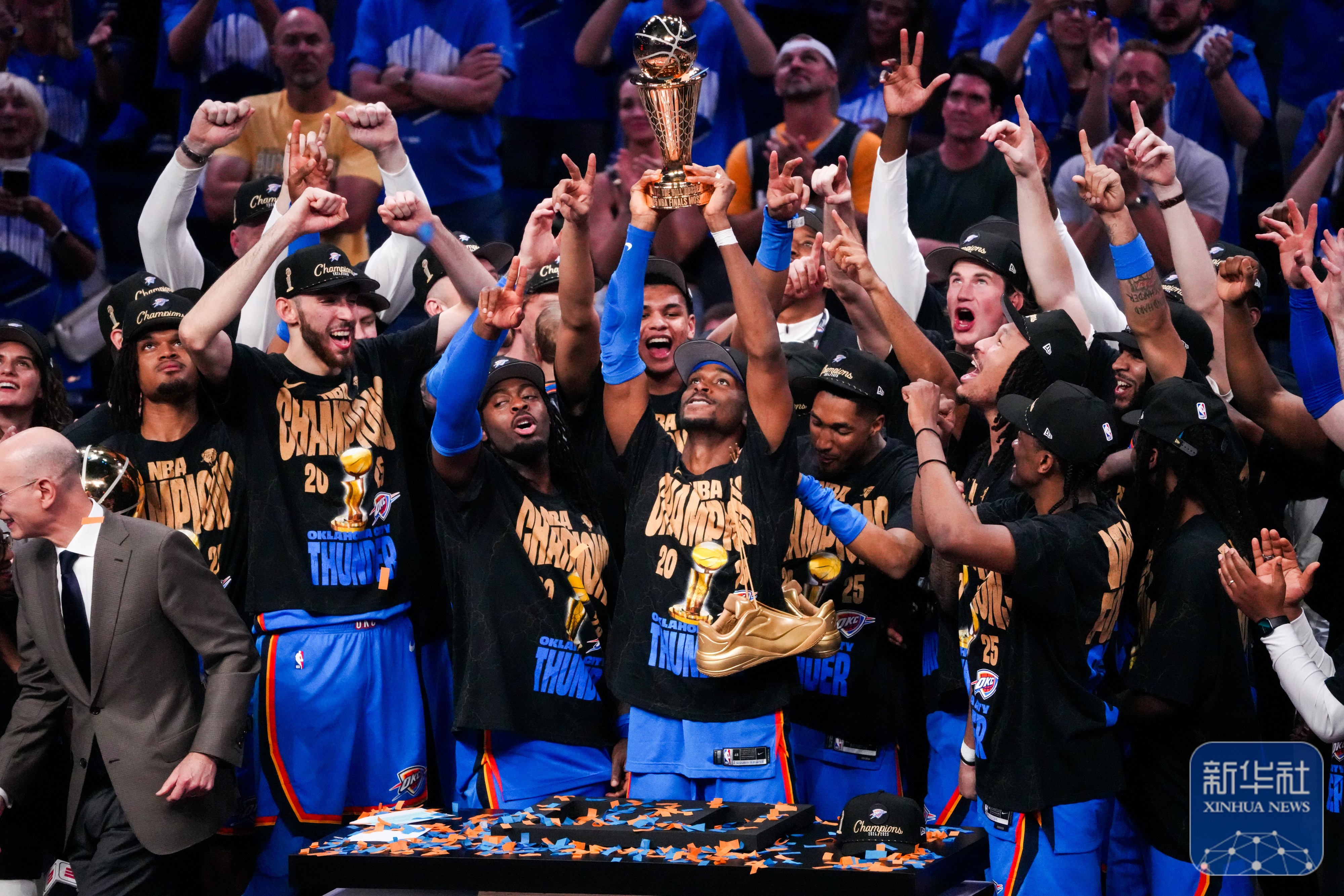 NBA颁奖礼举行，各大奖项胜出者揭晓