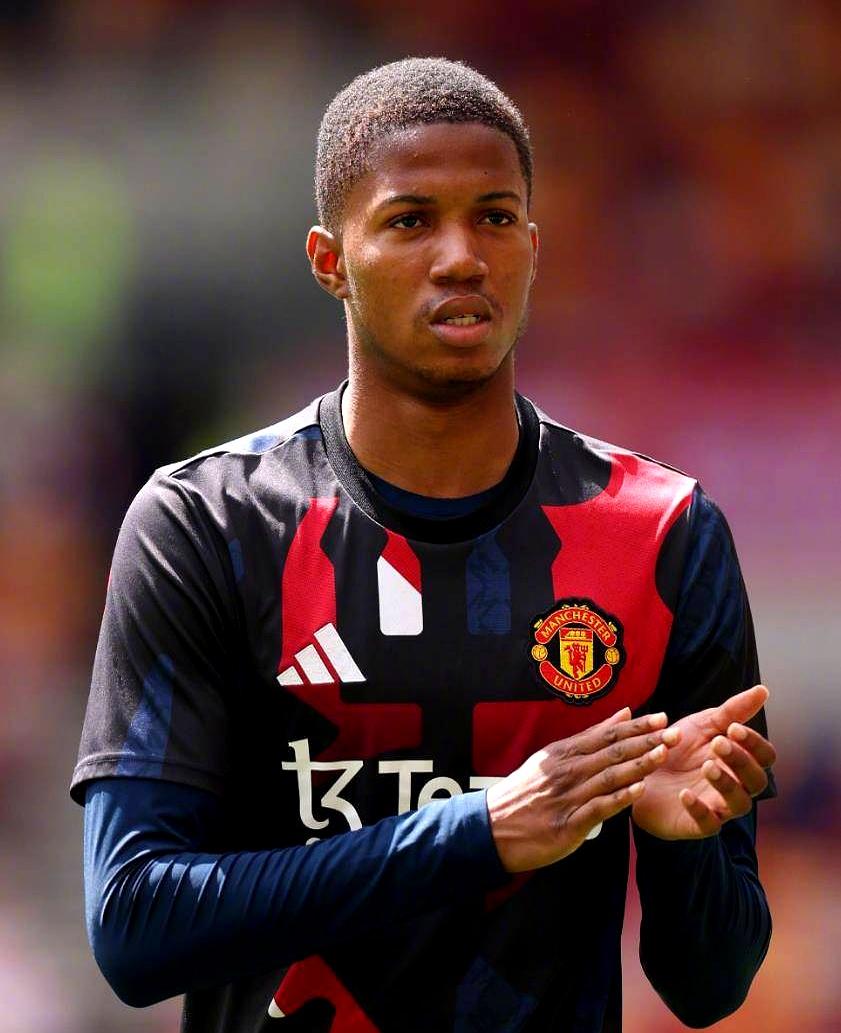 FB体育官网-包含曼联客场大胜，球队前景蒸蒸日上的词条