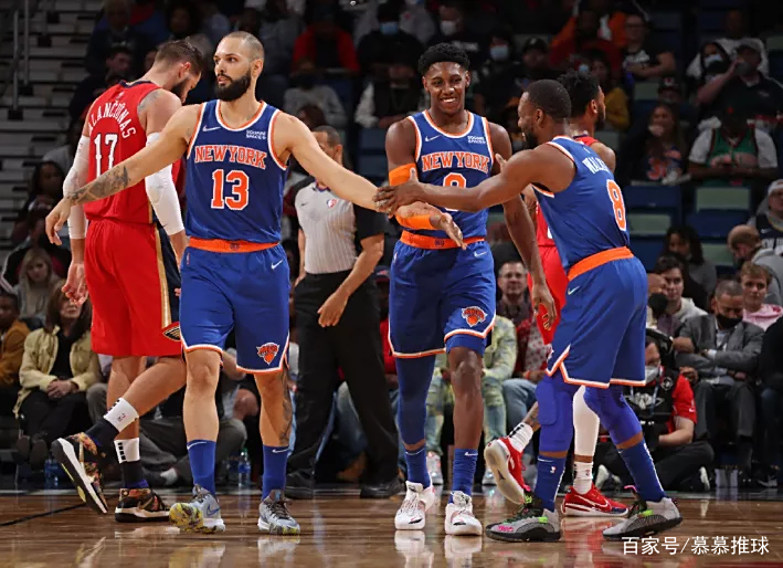 FB体育下载-北美篮球联赛:纽约尼克斯主场大胜多伦多猛龙
