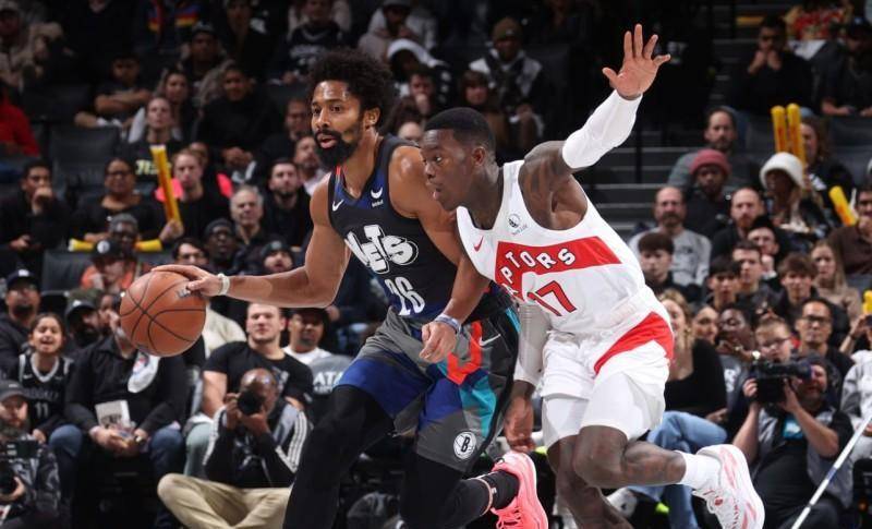 北美篮球联赛:纽约尼克斯主场大胜多伦多猛龙 北美篮球联赛:纽约尼克斯主场大胜多伦多猛龙