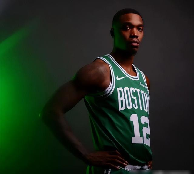 猛龙横扫凯尔特人,洛瑞表现稳定 猛龙横扫凯尔特人,洛瑞表现稳定