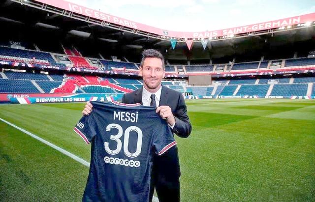 FB体育在线-巴黎圣日耳曼宣布签下世界级前锋梅西