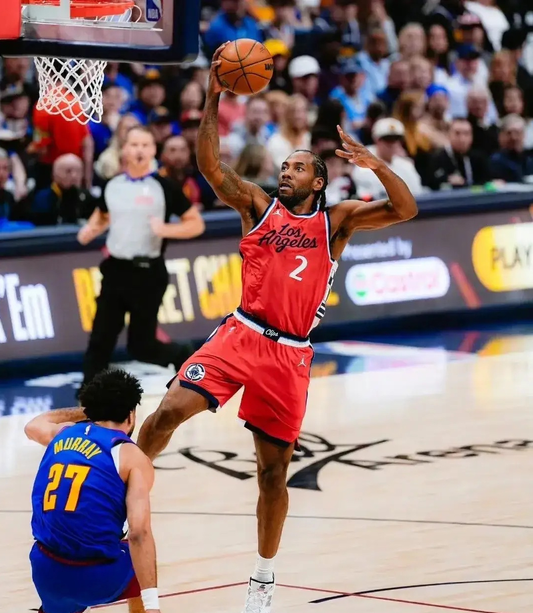 FB体育注册网址-公牛不敌快船，莱昂纳德38分9板