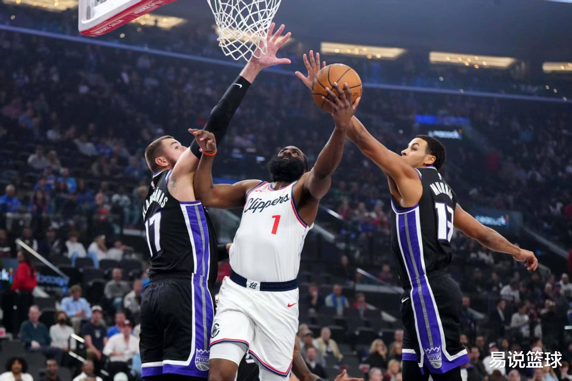 尼克斯擒快船,取得关键胜利 尼克斯擒快船,取得关键胜利