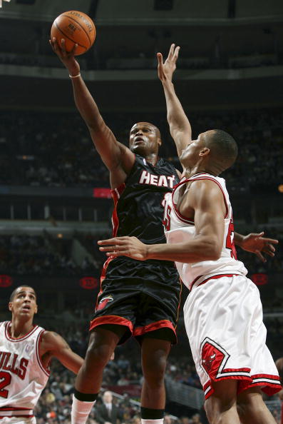 公牛再胜勇士，沃克15分送关键三分