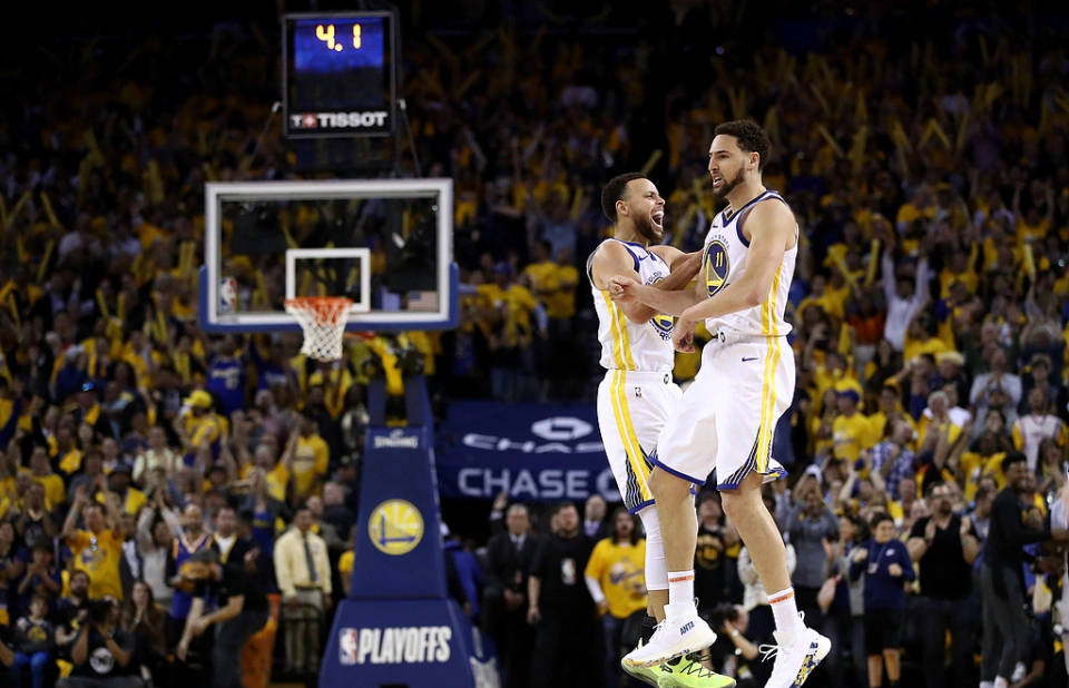 公牛再胜勇士，沃克15分送关键三分