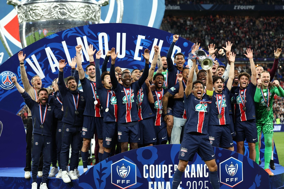 -欧冠半决赛将上演，豪门对决